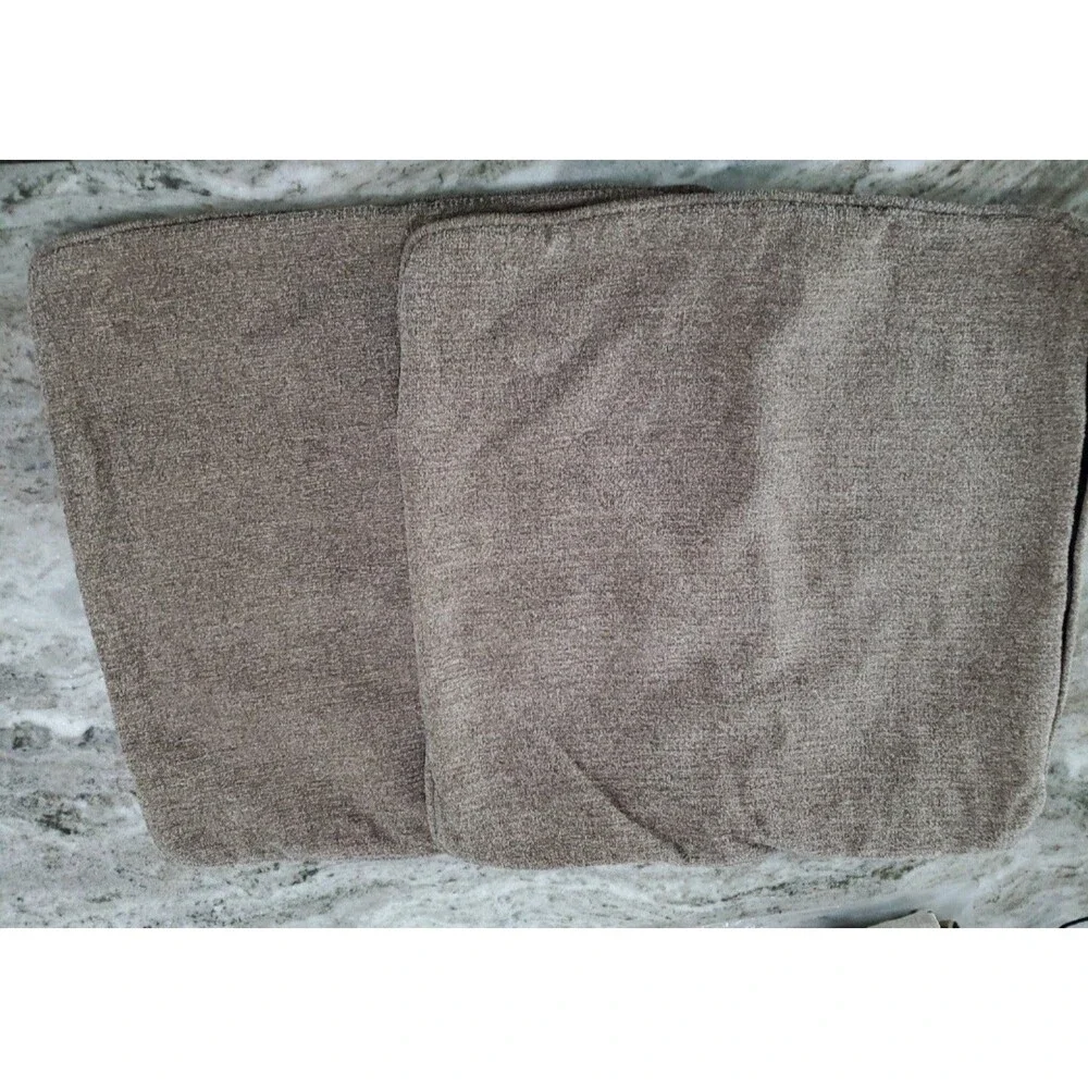 Set of 2 throw pillow covers 20